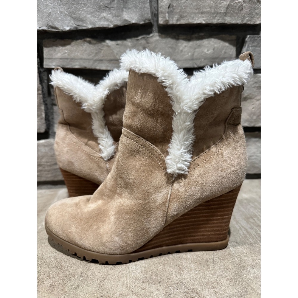 Nine West Womens Tan Suede Faux Fur Lined Wedge Ankle Boots Size 7.5 M